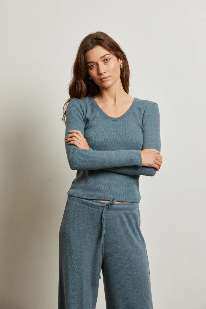 Esme U neck tee